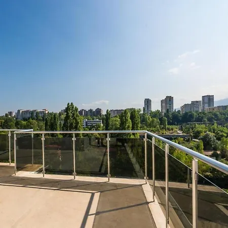 Lägenhet 2 Bedrooms, Parking, Balcony With A View